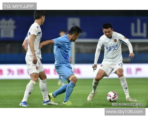 格勒诺布与阿雅的精彩对决揭示法甲联赛的激烈竞争与球队实力较量