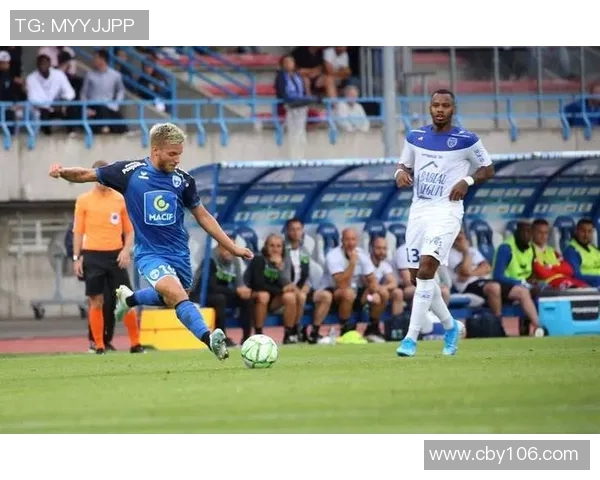 法甲焦点战FC巴黎主场迎战格勒诺布力争三分冲击榜首