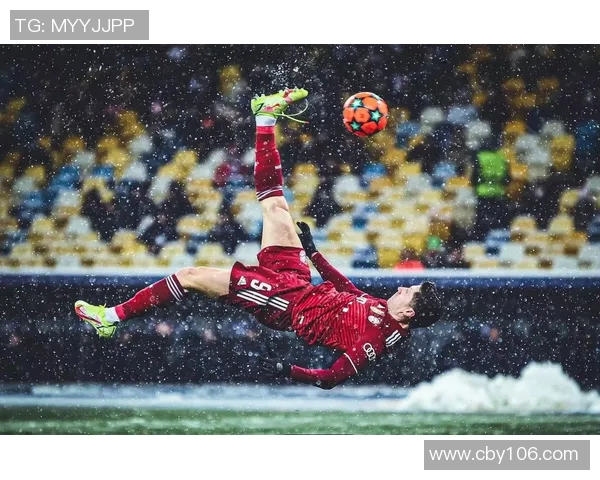 莱万状态火热欧冠赛场独领风骚射手榜争夺战已然开启