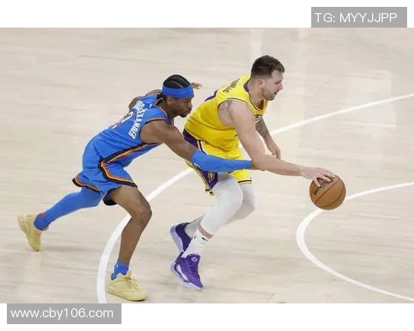 2014年雷霆与湖人激战回顾:经典对决与球星风采的精彩瞬间 2014年雷霆与湖人激战回顾:经典对决与球星风采的精彩瞬间